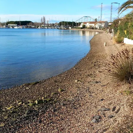 Petite Marina, Terrasse, Veranda, Pied Dans L'eau Lägenhet *
